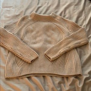 Athleta crew neck knitted sweater